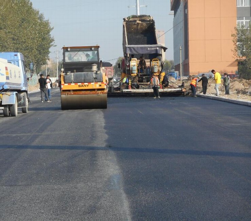 工业园区道路沥青路面施工
