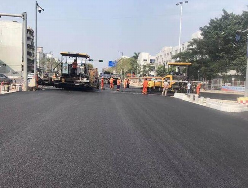 工业园区道路沥青路面施工