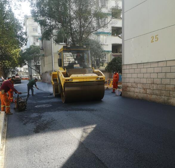 住宅小区道路沥青路面施工